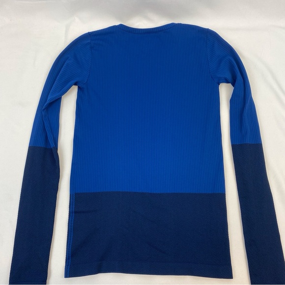 Athleta Flurry Colorblock Base Layer Long Sleeve Top Peacock Blue - Picture 6 of 9